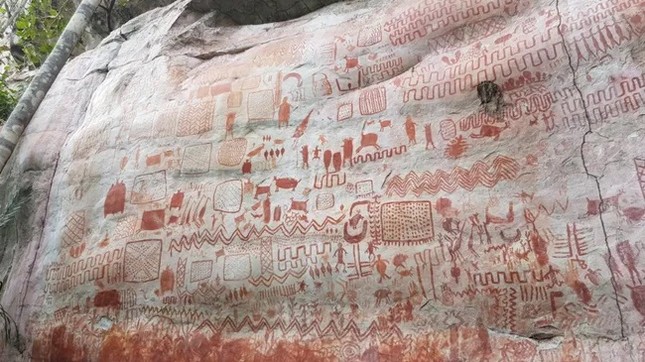 Phát hiện tác phẩm nghệ thuật trên đá tuyệt đẹp, tiết lộ con người đã định cư ở Colombia từ 13.000 năm trước- Ảnh 1.