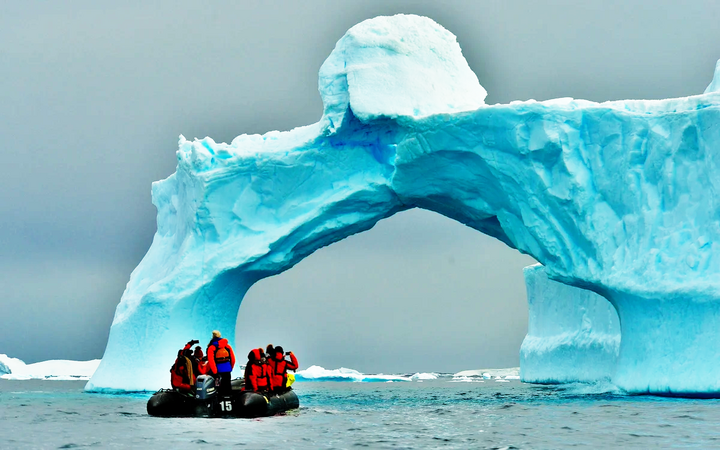 Trung Quốc tham vọng khoan sâu 3.600 m vào hồ băng Nam Cực tìm sự sống- Ảnh 1.