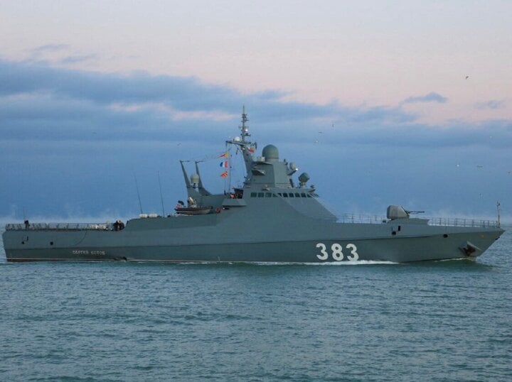 Tàu không người lái Ukraine tập kích chiến hạm Nga trên biển Đen- Ảnh 1.