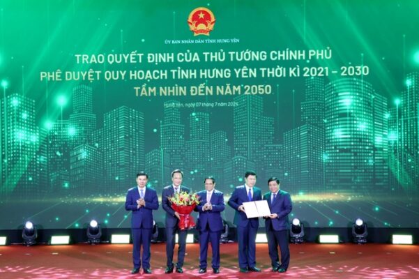 Tiềm năng của tỉnh vừa đón dòng vốn khủng, được kỳ vọng làm nên "kỳ tích sông Hồng" - Ảnh 1.